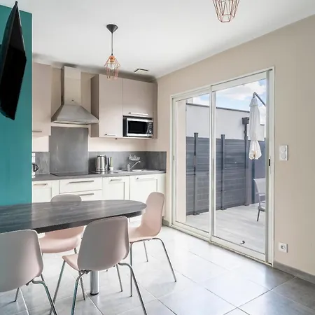 Maison De Vacances Avec Terrasse