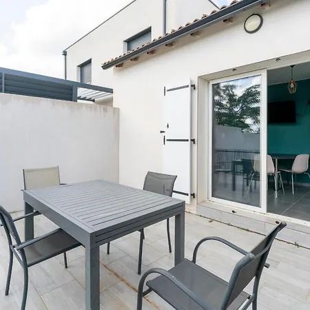 Maison De Vacances Avec Terrasse